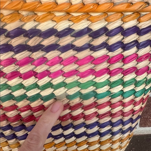 Handwoven Multicolor Straw Shoulder Bag - Picture 6 of 8